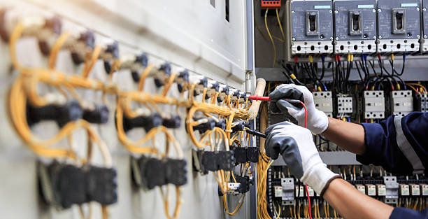Professional Electrician technician working in South Bend, WA